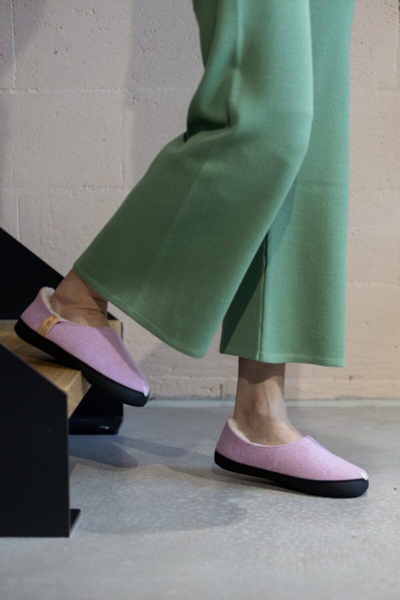 TOKU Budapest Slippers with Lambswool - Light Pink - obrazek 2