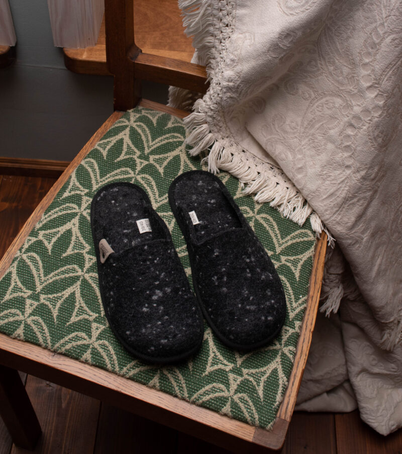 Natural felt slippers Pelsi - Dark grey - obrazek 2