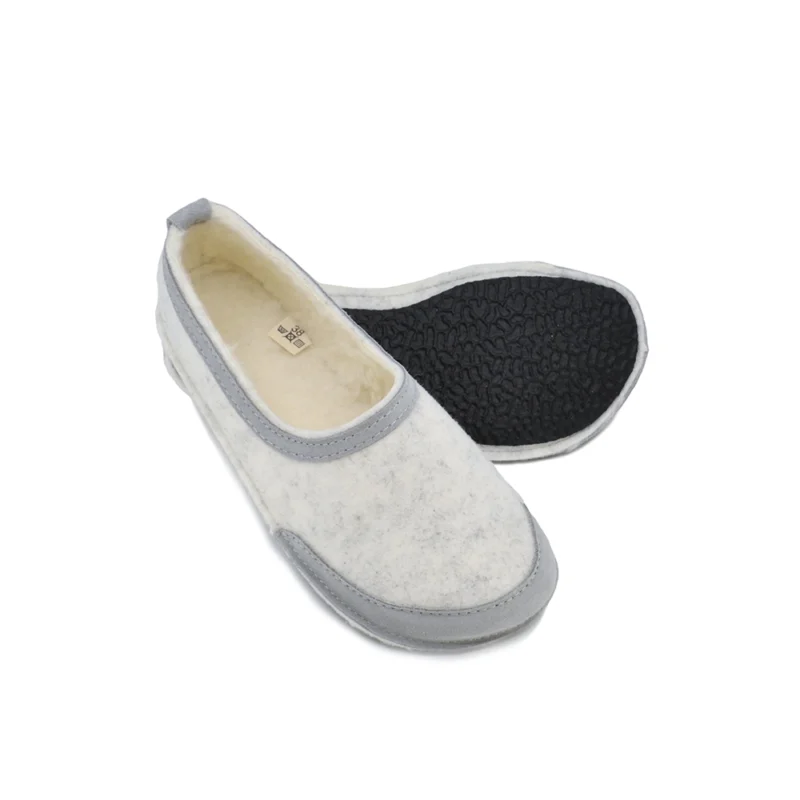 Barefoot Indoor Slippers with Lambswool - obrazek 2