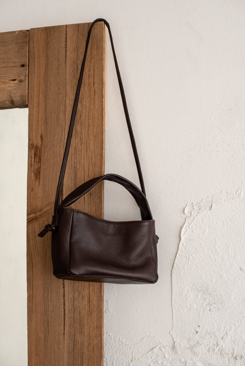 Crossbody Bag MERU - Dark Brown - obrazek 2