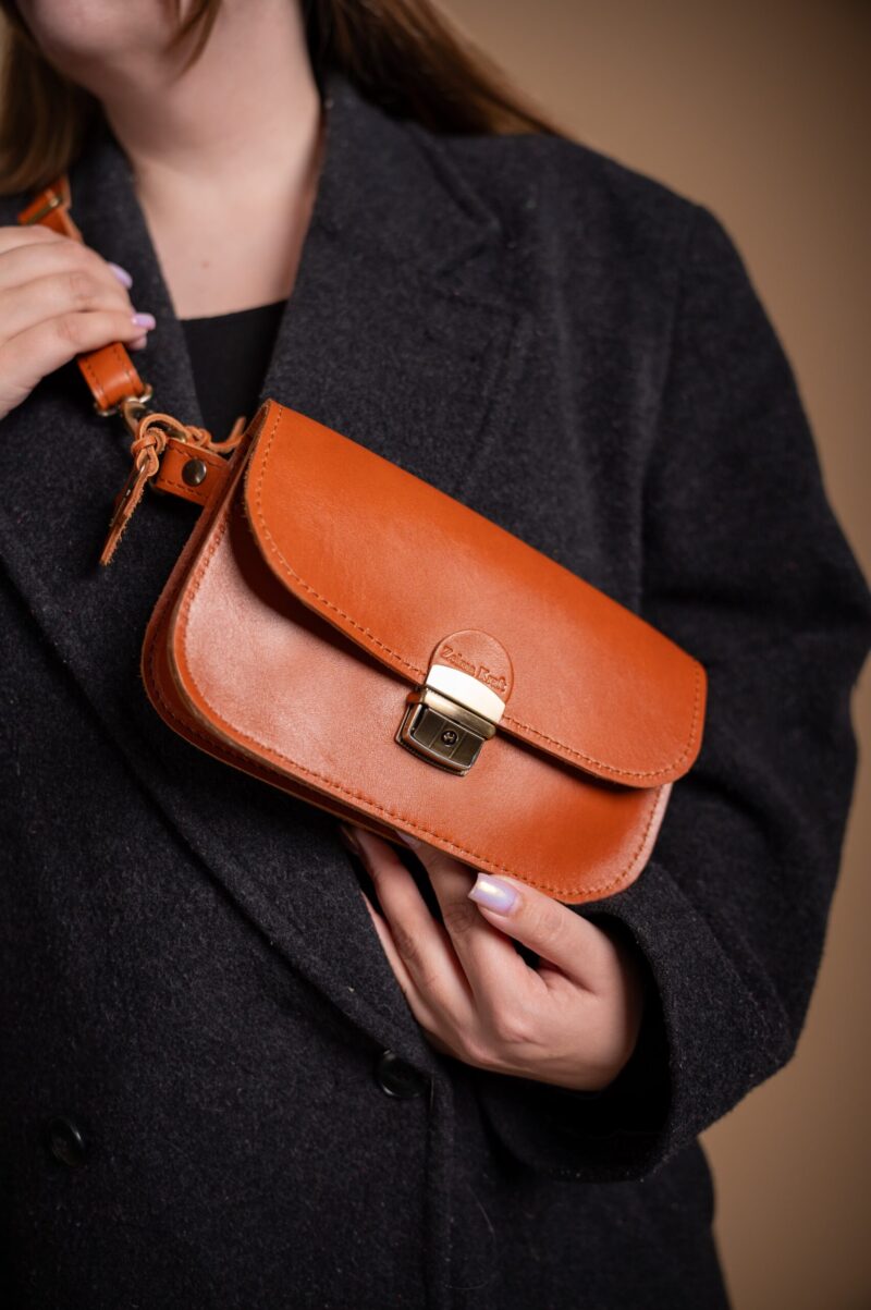 Natural Leather Saddle Bag Mini - Light Brown - obrazek 7