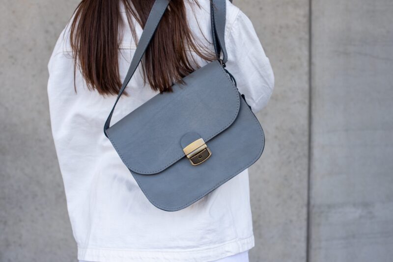 Natural Leather Saddle Bag Large – Grey - obrazek 10