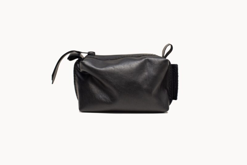 Leather Cosmetic Bag, Black - Small - obrazek 5