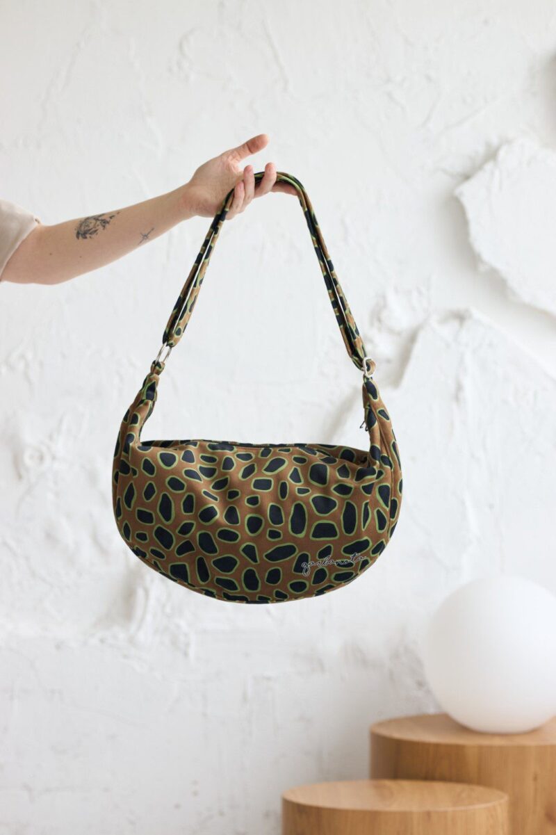 Hobo Bag - Curly Leopard - obrazek 4