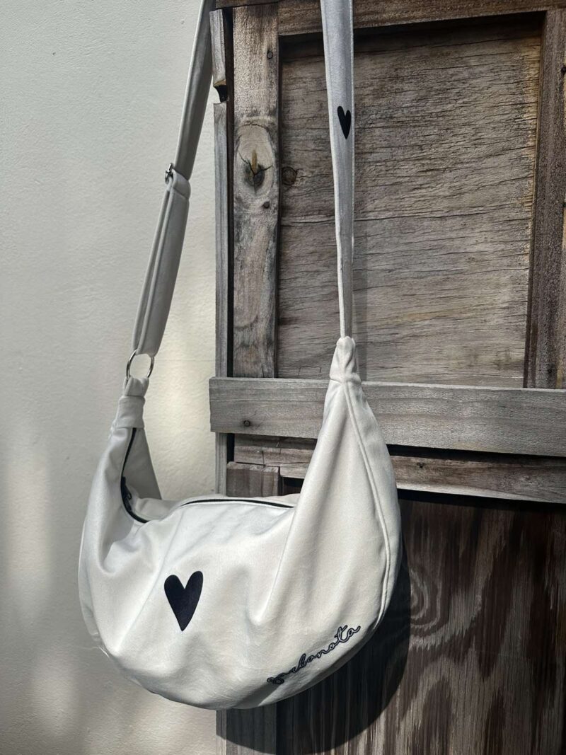 Hobo Bag Heart - White - obrazek 17