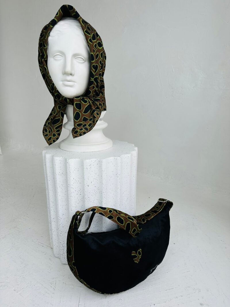 Hobo Bag - Leopard Heart - obrazek 5