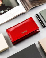 Portfel damski z lakierowanej skóry naturalnej - Rovicky-2