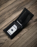 Kompaktowy, pojemny portfel męski - Cavaldi-6