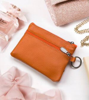 Skórzane etui na klucze z czterema kieszonkami-1