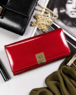 Duży, pojemny portfel damski ze skóry lakierowanej na zatrzask - Rovicky-11