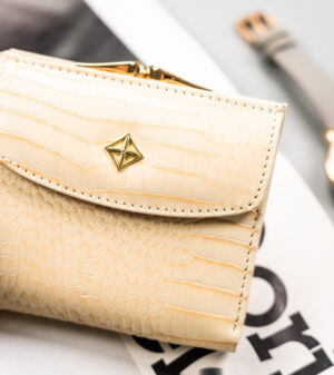 Mały portfel damski na bigiel i zatrzask - Milano Design-1