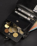 Elegancki, skórzany portfel męski - Rovicky-9