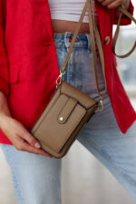 Mini torebka-portfel ze skóry ekologicznej - Peterson-4