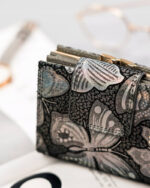 Mały, skórzany portfel damski na zatrzask - Peterson-4