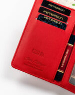 Portfel damski w orientacji pionowej ze skóry ekologicznej zdobionej tłoczeniem - Peterson-6