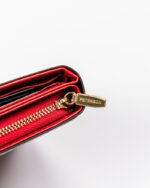 Portfel damski ze skóry ekologicznej z ozdobnym tłoczeniem - Peterson-9