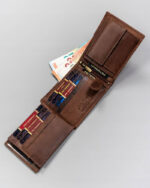 Duży, skórzany portfel męski z ozdobnym tłoczeniem - Peterson-7