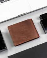 Duży, skórzany portfel męski z ozdobnym tłoczeniem - Peterson-4