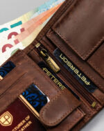 Duży, skórzany portfel męski z ozdobnym tłoczeniem - Peterson-9