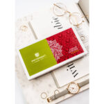 Klasyczny portfel damski ze skóry naturalnej w czarno-złotym kolorze zapakowany w markowe pudełko - Peterson-5