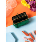 Mała portmonetka damska do torebki w retro klimacie-5