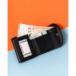 Elegancki portfel na karty i gotówkę w czarnym kolorze - Rovicky-6