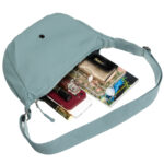 Niebieska torebka damska z poliestru z kieszenią zamykaną na suwak - Peterson-12