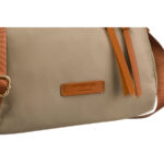 Miejska listonoszka z paskiem wykonana z nylonu i skóry ekologicznej w kolorach khaki i brązowym - Peterson-11