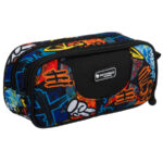 Pojemny piórnik szkolny z poliestru ze wzorem imitującym graffiti, zapinany suwakami - Peterson-1