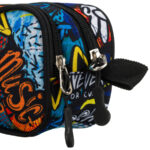 Pojemny piórnik szkolny z poliestru ze wzorem imitującym graffiti, zapinany suwakami - Peterson-6