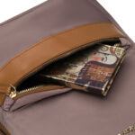 Dwukomorowy plecak damski z poliestru w beżowym kolorze - Peterson-17