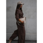 Listonoszka damska w beżowym kolorze wykonana z nylonu - Peterson-15